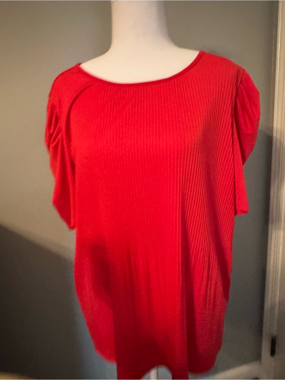 Adrianna Papell Red Ribbed Short-Sleeve Top